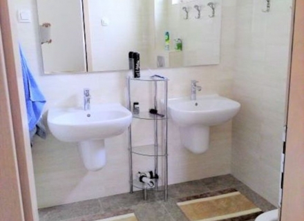 Herrliche Wohnung mit Meerblick in Becici, Verkauf Wohnung in Becici, Haus in Montenegro kaufen