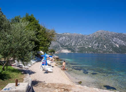 Luxurios Villa am Strand in Kotor Bay, Haus in der Nähe des Meeres Montenegro, Haus Kaufen in Kotor-Bay
