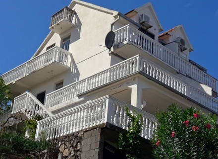 Haus in Krasici, Montenegro Immobilien, Immobilien in Montenegro