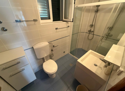 Kamena vila na obali mora na prodaju u Lepetanima, Tivat, Region Tivat kupiti kuću, Bigova kuća prodaja