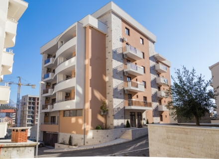 Apartment mit zwei und drei Schlafzimmern im Hotelkomplex, Becici, Montenegro Immobilien, Immobilien in Montenegro, Wohnungen in Region Budva