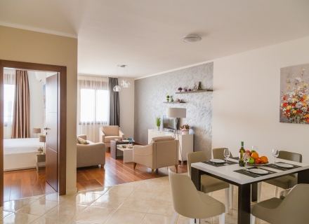 Apartment mit zwei und drei Schlafzimmern im Hotelkomplex, Becici, Wohnung mit Meerblick zum Verkauf in Montenegro, Wohnung in Becici kaufen, Haus in Region Budva kaufen