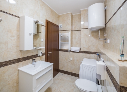 Apartment mit zwei und drei Schlafzimmern im Hotelkomplex, Becici, Wohnungen in Montenegro, Wohnungen mit hohem Mietpotential in Montenegro kaufen