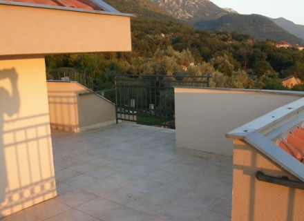 Geräumiges Haus mit schönem Garten in Kavach, Montenegro Immobilien, Immobilien in Montenegro