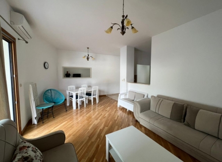 Panoramik Deniz Manzaralı Rafailovici'de İki Yatak Odalı Daire, Karadağ'da satılık yatırım amaçlı daireler, Karadağ'da satılık yatırımlık ev, Montenegro'da satılık yatırımlık ev