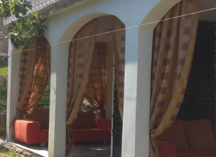 Dreistöckige Villa in Budva mit Meerblick, Region Budva Hausverkauf, Becici Haus kaufen, Haus in Montenegro kaufen
