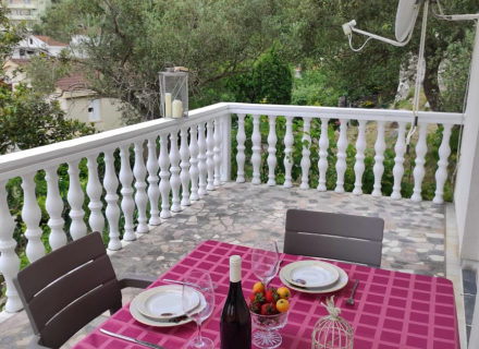 Dreistöckige Villa in Budva mit Meerblick, Montenegro Immobilien, Immobilien in Montenegro