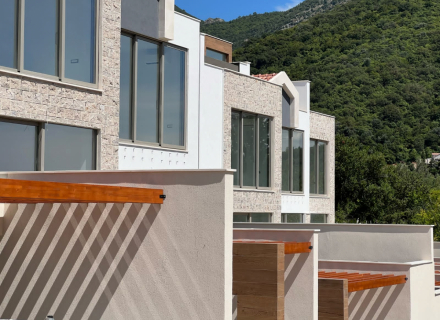 Tivat'ta modern şehir evi, Bigova satılık müstakil ev, Bigova satılık müstakil ev, Region Tivat satılık villa