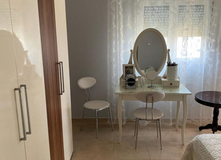 Villa mit wunderschönem Grundstück und Swimmingpool in Ratac, Bar, Montenegro Immobilien, Immobilien in Montenegro