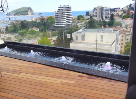 Luxus-Penthouse in Budva mit Panoramablick auf das Meer, Wohnungen in Montenegro, Wohnungen mit hohem Mietpotential in Montenegro kaufen