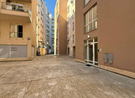 Zwei-Zimmer-Wohnung in Budva, nur 50 m vom Meer entfernt, Montenegro Immobilien, Immobilien in Montenegro, Wohnungen in Region Budva