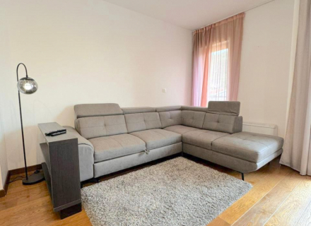 Zwei-Zimmer-Wohnung in Budva, nur 50 m vom Meer entfernt, Wohnung mit Meerblick zum Verkauf in Montenegro, Wohnung in Budva kaufen, Haus in Region Budva kaufen
