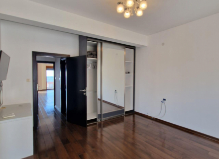 Luksusowy apartament w Petrovacu z panoramicznym widokiem na morze, mieszkania do wynajęcia w Petrovac kup, mieszkania Na sprzedaż w Czarnogórze, mieszkania w Czarnogórze sprzedaż