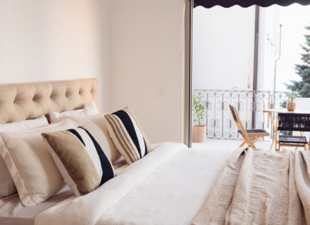 Zwei-Zimmer-Apartment in Sv. Stefan mit Meerblick, Wohnungen in Montenegro, Wohnungen mit hohem Mietpotential in Montenegro kaufen