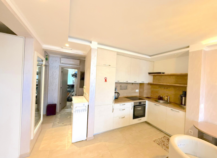 Trzypokojowy apartament w Budvie z widokiem na miasto., mieszkanie na sprzedaż w Region Budva, sprzedam mieszkanie w Budva, kup dom w Czarnogórze