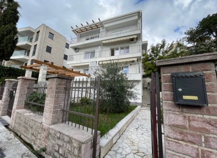 Herceg Novi'nin ilk satırında büyük daire, Karadağ'da satılık otel konsepti daire, Karadağ'da satılık otel konseptli apart daireler, karadağ yatırım fırsatları