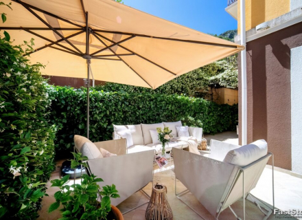 Zwei-Zimmer-Wohnung mit schönem Garten in Orahovac, Wohnungen zum Verkauf in Montenegro, Wohnungen in Montenegro Verkauf, Wohnung zum Verkauf in Kotor-Bay
