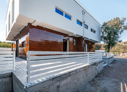 Moderne Villen in Krimovica, Villa in Region Budva kaufen, Villa in der Nähe des Meeres Becici