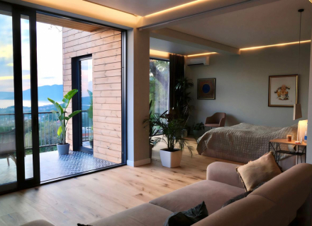 Tivat'ta 1 aile için yeni Beautiful Projectorta iki katlı villa, Karadağ Villa Fiyatları Karadağ da satılık ev, Montenegro da satılık ev, Karadağ satılık villa