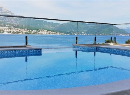 Luksuzna vila sa plažom i bazenom - Njivice, Herceg Novi, kuća blizu mora Crna Gora, kuća Crna Gora prodaja, kuća Crna Gora