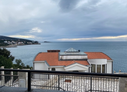 Prostrana kuća sa pogledom na more u Utehi, Bar kuća kupiti, kupiti kuću u Crnoj Gori, kuća s pogledom na more u Crnoj Gori