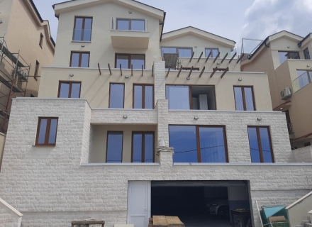 Boka Körfezi sahilinde yeni bir kompleks içinde daireler, Karadağ satılık evler, Karadağ da satılık daire, Karadağ da satılık daireler