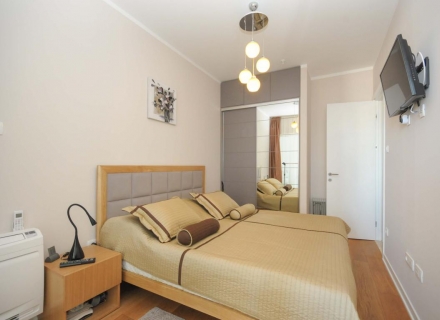 Apartment mit zwei Schlafzimmern in Budva mit Meerblick., Montenegro Immobilien, Immobilien in Montenegro, Wohnungen in Region Budva
