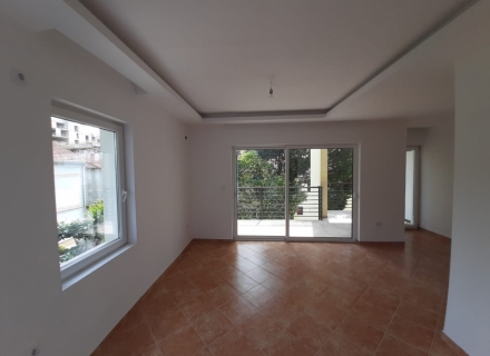 Neue Wohnung mit zwei Schlafzimmern in Tivat, Wohnung mit Meerblick zum Verkauf in Montenegro, Wohnung in Bigova kaufen, Haus in Region Tivat kaufen