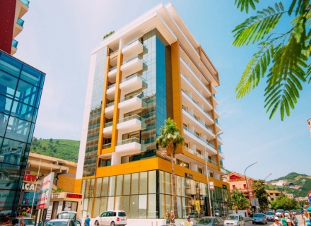 Apartment mit zwei Schlafzimmern in Budva, nur 100 m vom Meer entfernt., Wohnung mit Meerblick zum Verkauf in Montenegro, Wohnung in Becici kaufen, Haus in Region Budva kaufen