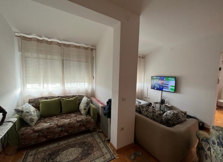 Budva'da deniz manzaralı iki yatak odalı daire, Becici dan ev almak, Region Budva da satılık ev, Region Budva da satılık emlak