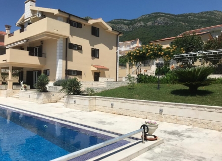Luxusvilla an der Bucht, Bijela, Herceg Novi, Haus in der Nähe des Meeres Montenegro, Haus Kaufen in Herceg Novi