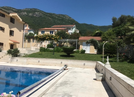 Luxusvilla an der Bucht, Bijela, Herceg Novi, Haus in der Nähe des Meeres Montenegro, Haus Kaufen in Herceg Novi