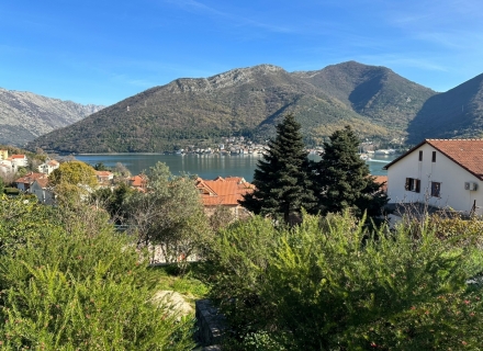 Gemütliches einstöckiges Haus in ruhiger Lage, Kamenari, Haus in der Nähe des Meeres Montenegro, Haus Kaufen in Herceg Novi
