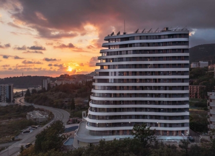Novi luksuzni hotelski stambeni kompleks sa tri spavaće sobe u Bečićima, hotel na prodaju u Region Budva, hotelski apartman za prodaju u Evropi, hotelski apartman u Evropi