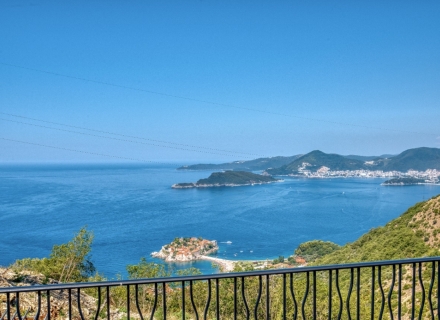 Schöne Villa mit Panoramablick auf das Meer nach Sv.Stefan, Montenegro Immobilien, Immobilien in Montenegro