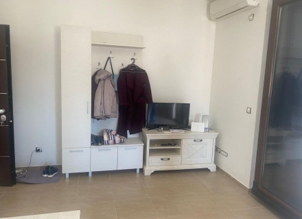 Stan na prvoj liniji u Kumboru, Herceg Novi, prodaja stanova u Crnoj Gori, stanovi u Crnoj Gori prodaja, prodaja stana u Herceg Novi