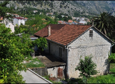 Dobrota, Kotor'da taş ev, Dobrota satılık müstakil ev, Dobrota satılık müstakil ev, Kotor-Bay satılık villa