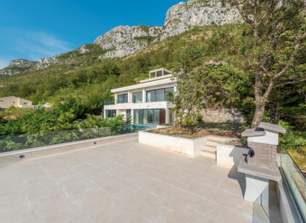 Bezaubernde Villa mit Panoramablick auf das Meer in Tudorovici, Villa in Region Budva kaufen, Villa in der Nähe des Meeres Becici