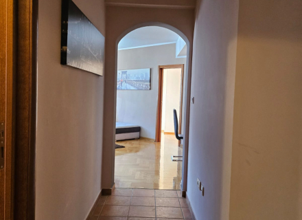 Apartment mit drei Schlafzimmern in Budva mit Meerblick., Verkauf Wohnung in Becici, Haus in Montenegro kaufen