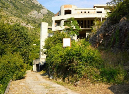 Dom w Buljaricy, Nieruchomości Czarnogóra, nieruchomości w Czarnogórze, Region Budva dom sprzedaż