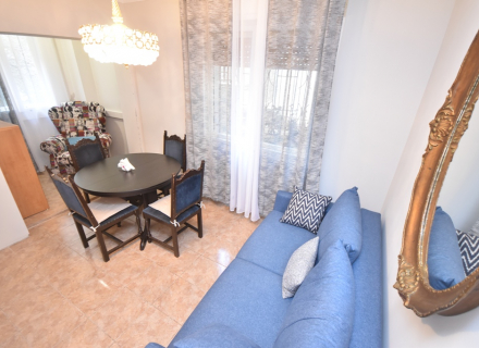 Wunderschöne Wohnung in Karača, Herceg Novi, Wohnungen in Montenegro kaufen, Wohnungen zur Miete in Baosici kaufen