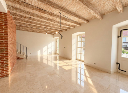 Restaurierte Steinvilla mit privatem Pool in Risan, Kotor, Montenegro Immobilien, Immobilien in Montenegro