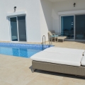 Villa mit Pool und Meerblick in der Nähe von Budva, Siedlung Krimovica, Haus mit Meerblick zum Verkauf in Montenegro, Haus in Montenegro kaufen