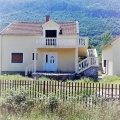 Danilovgrad'da büyük arsalı ev, Central region satılık müstakil ev, Central region satılık müstakil ev