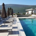 Djenovici'de yüzme havuzlu bir komplekste ayrı yatak odalı daire, Montenegro da satılık emlak, Baosici da satılık ev, Baosici da satılık emlak