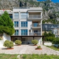 for sale apartment with a total area of ​​75m2 in Kotor, Dobrota
The apartment is on the first floor with a terrace and a garden of 50m2.