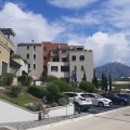 Prostran dvosoban stan sa baštom, Nekretnine u Crnoj Gori, prodaja nekretnina u Crnoj Gori, stanovi u Kotor-Bay