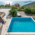 Bezaubernde Villa mit Panoramablick auf das Meer in Tudorovici, Haus mit Meerblick zum Verkauf in Montenegro, Haus in Montenegro kaufen