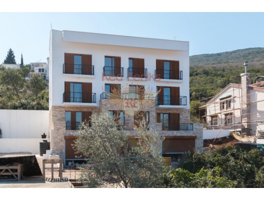 For sale apartment on the ground floor in a new house with a total area of 32m2.