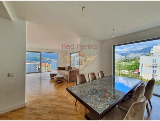 Penthouse with a panoramic view of the Bay of Kotor, apartments for rent in Dobrota buy, apartments for sale in Montenegro, flats in Montenegro sale
